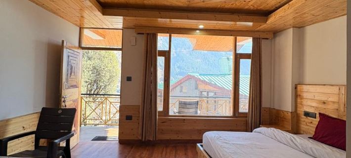 Apple Field House Hotels in Manāli