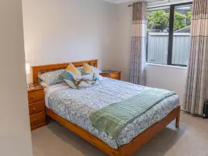 New two Bedroom house attached to main house