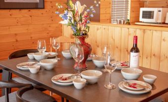 Creekside Chalets Hakuba