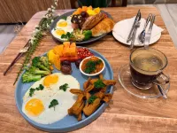 Magnificent Hotel - breakfast