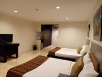 Paragon Tower Hotel - 2つ星