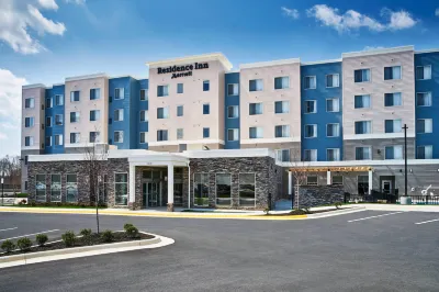 Residence Inn Lynchburg Hotel dekat Academy Center of the Arts