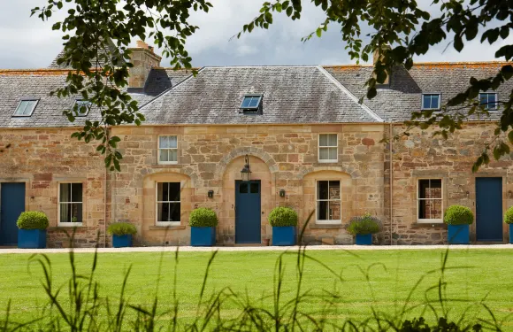 紐霍爾梅因斯酒店