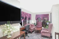 Super 8 by Wyndham Decatur Priceville Hotels in Hartselle