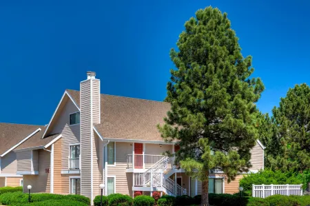 Residence Inn Denver Tech Center Отели рядом с достопримечательностью «Парк штата Черри Крик»