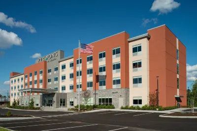 Four Points by Sheraton Albany Hotels near Vincentian Institute