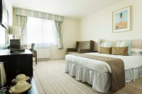 The Peninsula Hotel - 4-Star