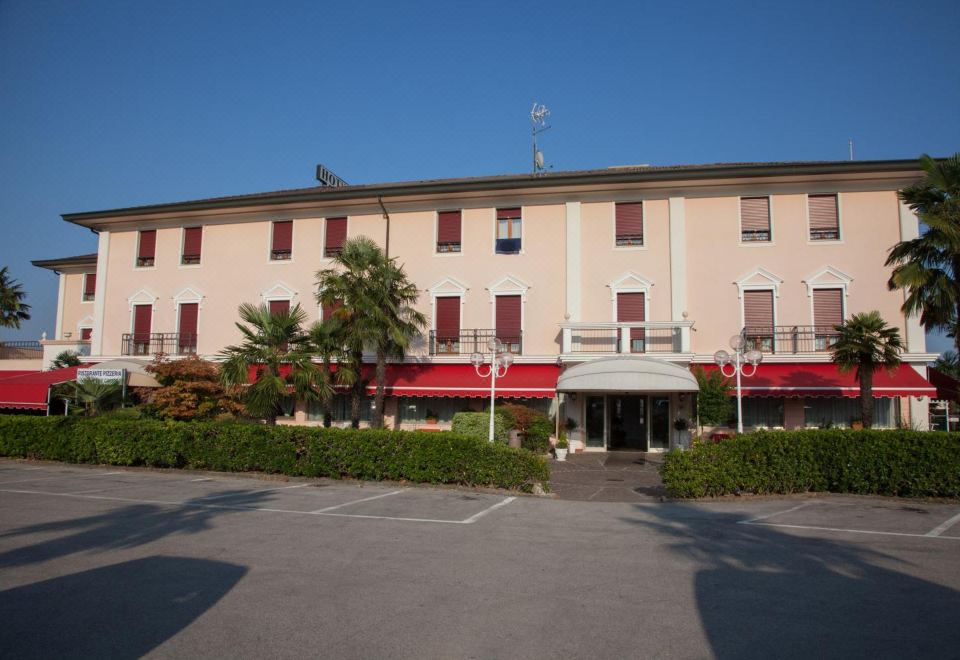 Hotel Master - Housity