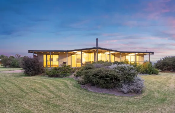 利摩薩興起酒店