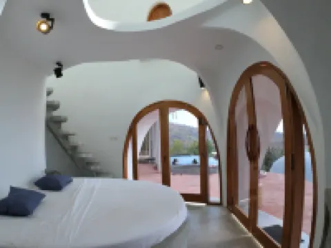 Makalele Dome Villas Hotels in Malaka