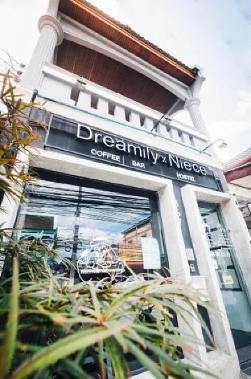 Niece Hostel Phuket