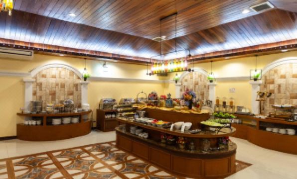 The Airport Greenery Hotel