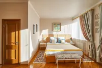 PoliArt Hotel