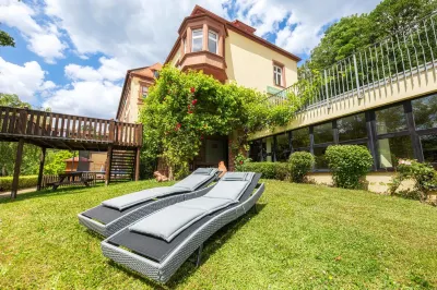 Roomingtons Hotel Franziskushöhe Lohr Hotels in der Nähe von Kirchheim (Unterfr)