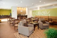 Sleep Inn & Suites Belmont - St. Clairsville - С бассейном