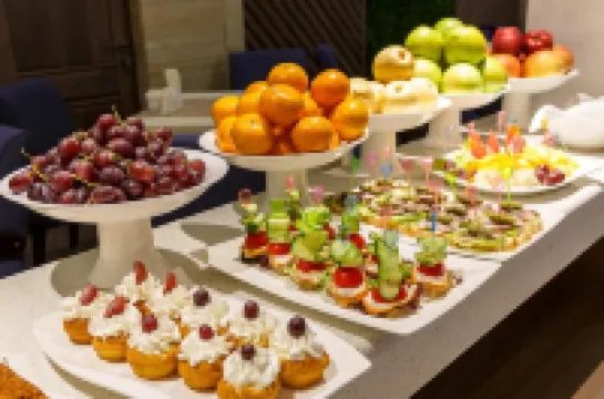 瑞尼海爾斯飯店