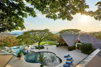 TreeCasa Hotel & Resort Nicaragua - Pools