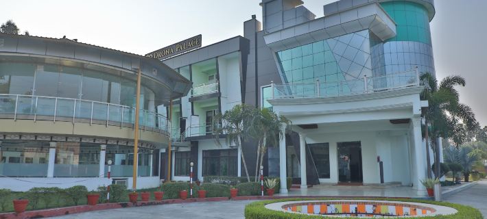 Hotel Drona Palace Hotels in Udham Singh Nagar