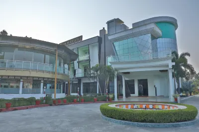 德羅納宮飯店 New Ashok Vatika附近的飯店