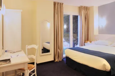 Best Western Hotel le Sud Hotel in zona Chiesa di Notre-Dame-de-Romigier