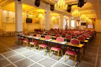 烏玉特豪華飯店