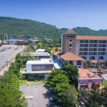 Prairie Hills Resort Отели рядом с достопримечательностью «Ресторан Primo Piazza»