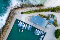 Suffix Retreat - Stay, Dive & Explore Fuvahmulah - parking