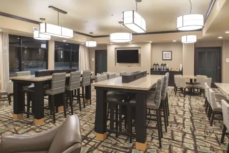 La Quinta Inn & Suites by Wyndham Gillette