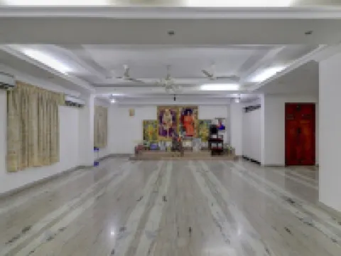Sri Sai Sadan Hotels in Puttaparthi