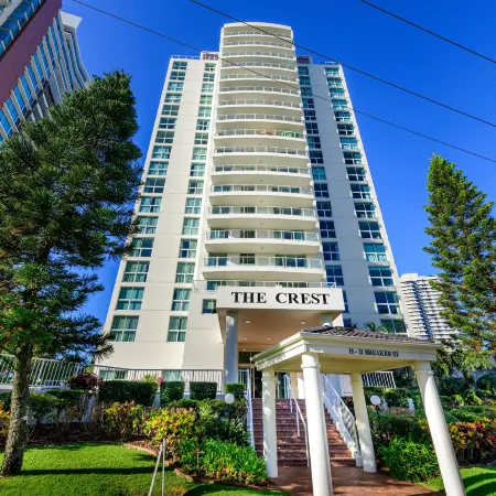 The Crest Apartments - Main Beach