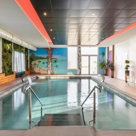 Best Western Hotel  Spa Pau Lescar Aeroport