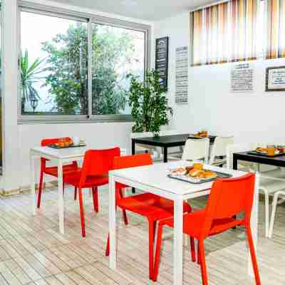 Manzil Hotel Dining/Meeting Rooms
