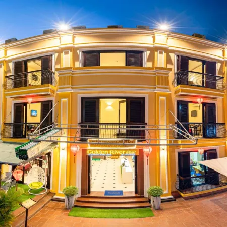 Golden River Hotel