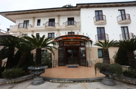 Hotel la Fayette Hotel di 