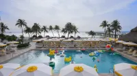 The Sunny Miami Sunny Isles Beach, Curio Collection by Hilton