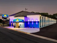 Days Inn by Wyndham la Crosse Hotels in La Crosse