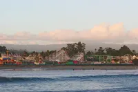 Carousel Beach Inn - Breakfast