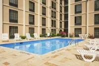 Days Inn by Wyndham Rome Downtown Hotel a Floyd County