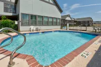 Howard Johnson by Wyndham San Marcos Hotels in Martindale