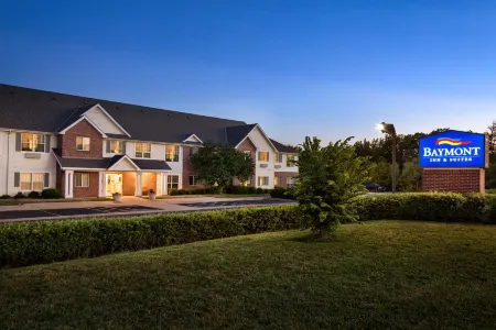 Baymont by Wyndham Wichita East