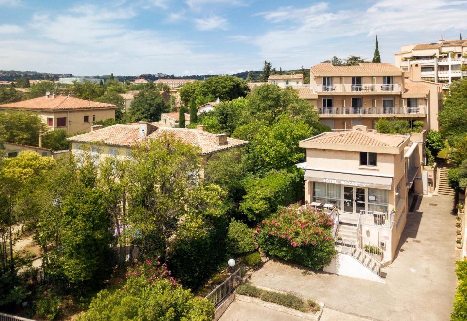 hotel overview picture