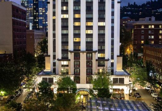 5. 더 파라마운트 ..