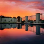 Charm Lodge - piscina