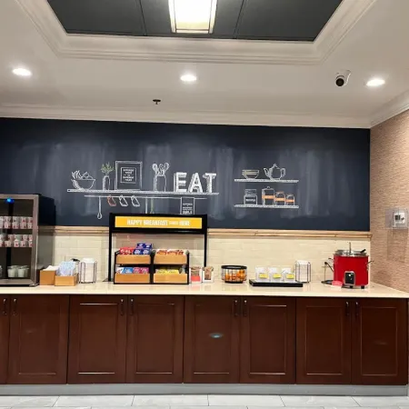 Hampton Inn Atlanta-Canton