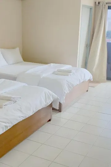 อพาร์ตเมนต์พร้อมระเบียง