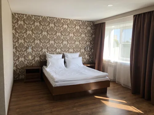 Hotel Shvedka 브라츠크 호텔