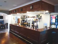 George and Abbotsford - bar