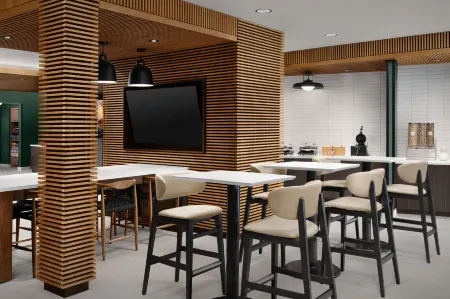 Fairfield Inn & Suites Portland Newberg Отели рядом с достопримечательностью «Champoeg State Heritage Park»