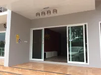 R2 Apartment Service