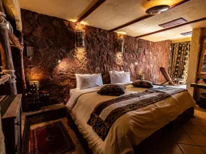 호텔 잘루카 다데스